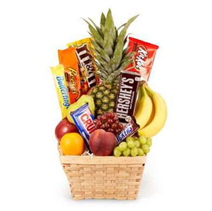 Fruits and Chocolates Gift Basket